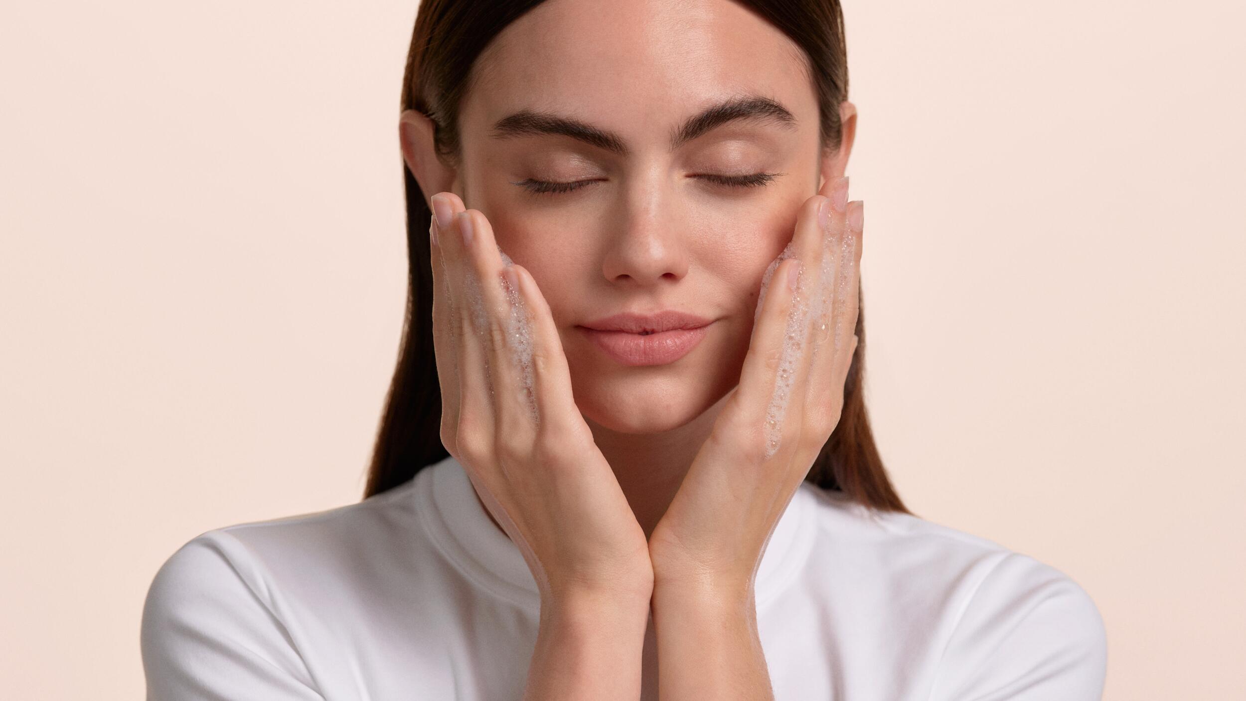 Nettoyage doux de la peau au quotidien
